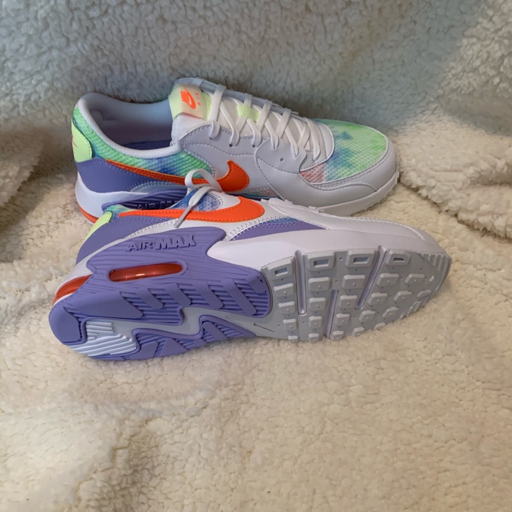 Nike Women's Sneakers - White, Orange, Green, Blue